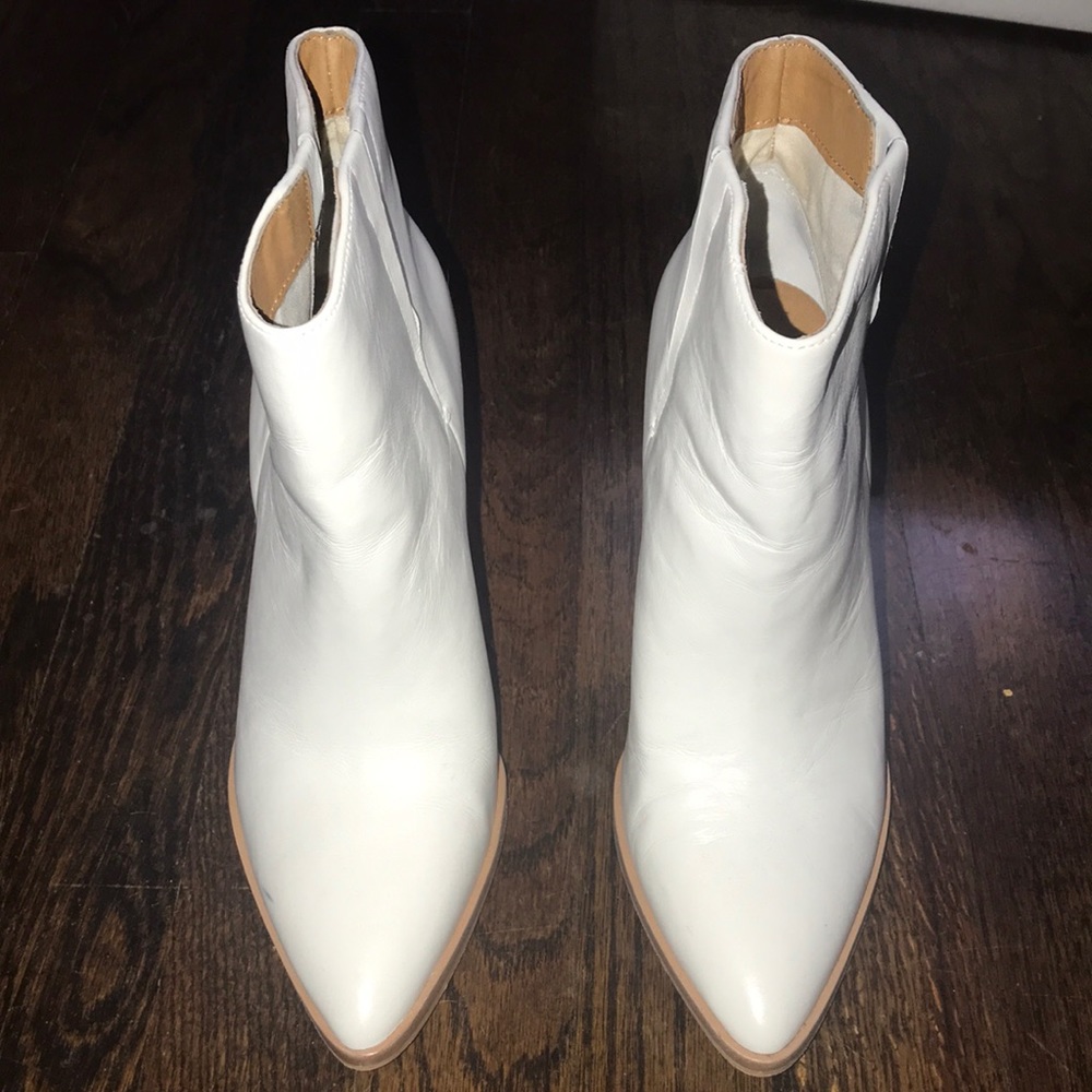 White booties halogen 6